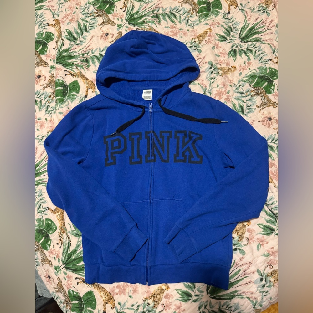 PINK
IVY FLEECE CAMPUS FULL-ZIP HOODIE Victoria’s Secret size large
